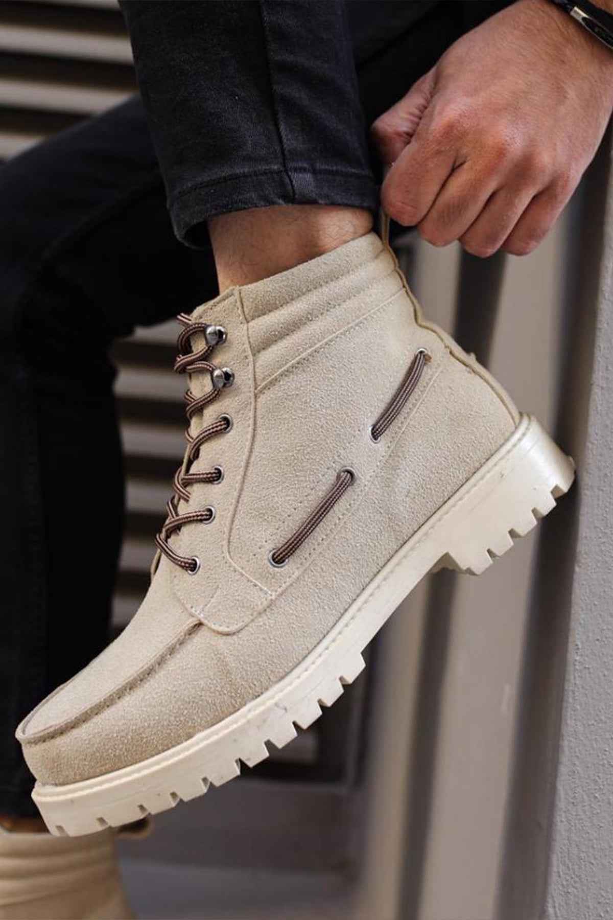 Beige suede men’s lace-up ankle boots with metal-ring lace hooks
