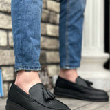 Men's black loafer shoes with tassel fringe and thick rubber sole