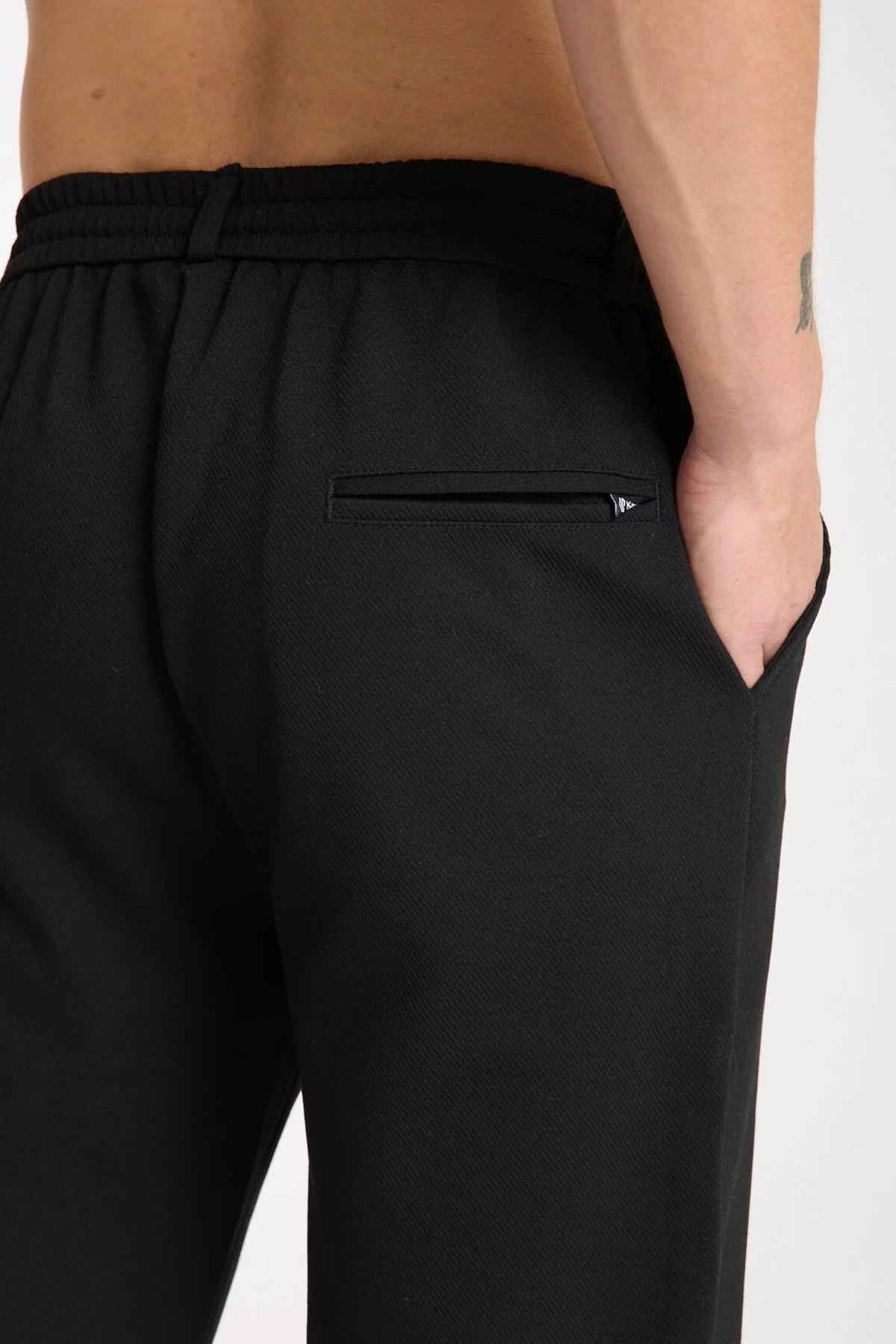 Kaphone men's black sweatpants with side pocket and elastic waistband