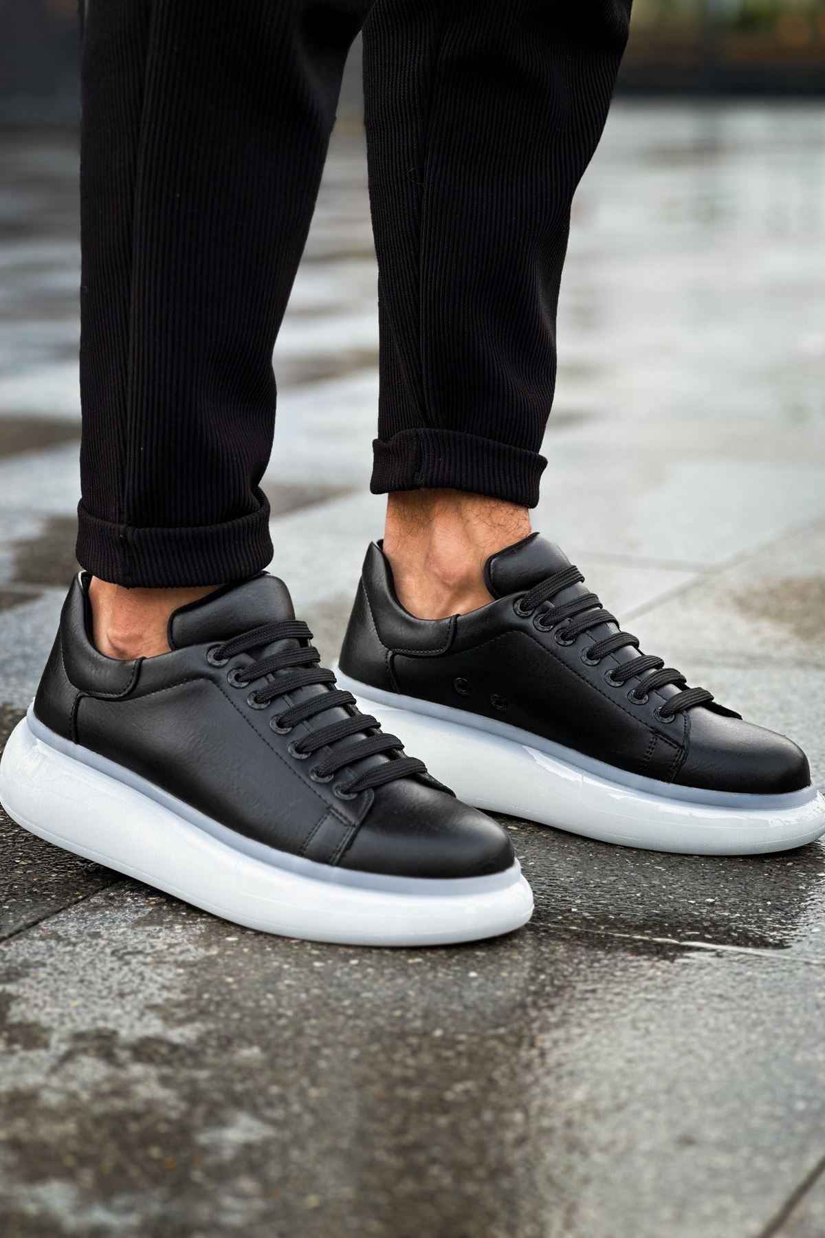 Men's black lace-up low-top sneakers with white rubber sole