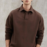 Brown sweatshirt with collared neckline and relaxed fit, long sleeves