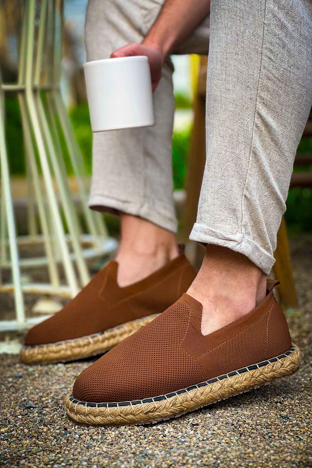 Brown men’s espadrille slip-on shoes with jute braided sole