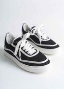 Men's Canvas Black White Sneakers - 625