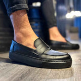 Men's casual black loafers, slip-on with low-profile rubber sole and stitched side