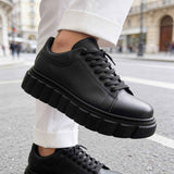 Men's casual black sneakers, low-top lace-up with rugged platform sole