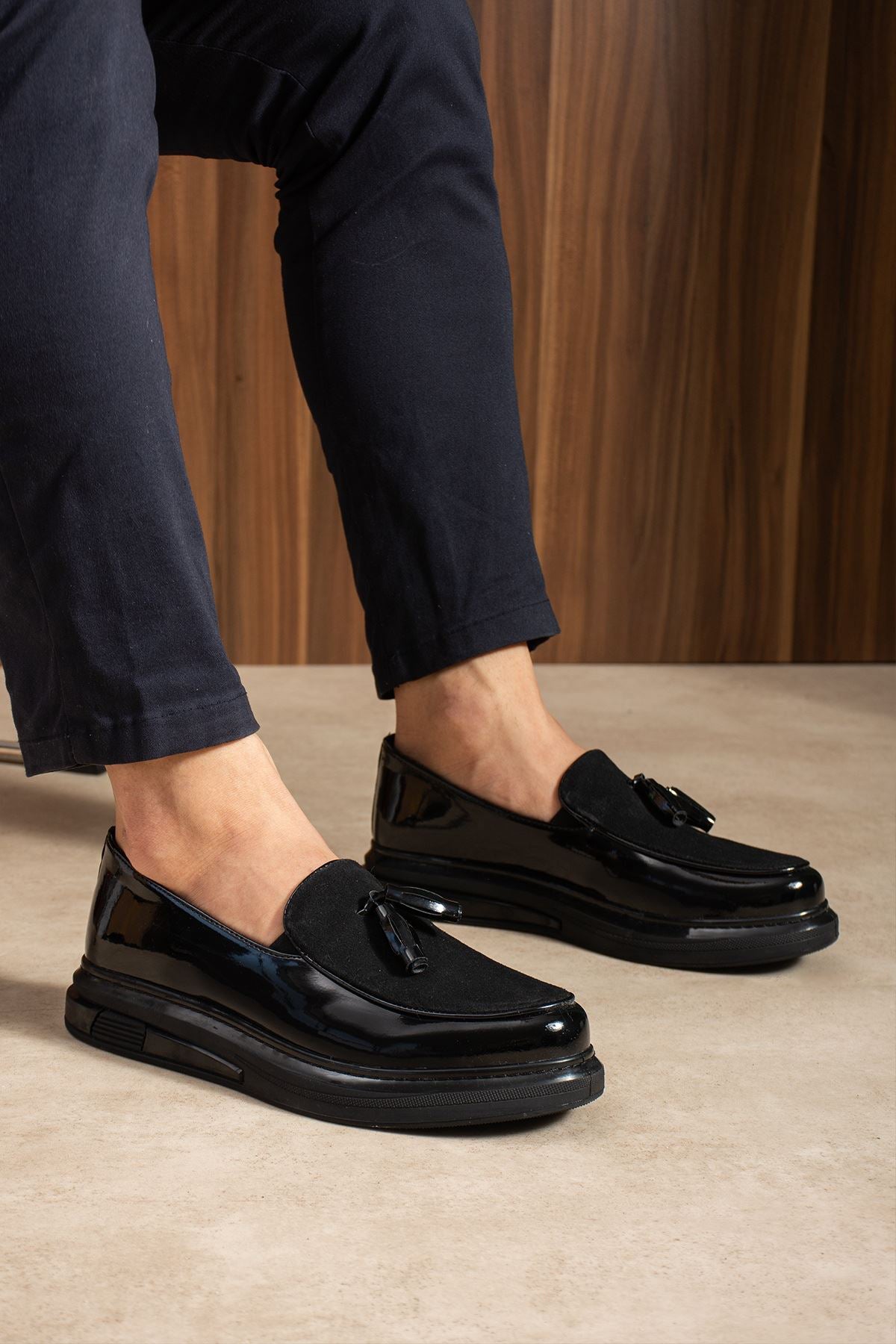 Men's black patent leather tassel loafers, slip-on dress shoes with glossy finish