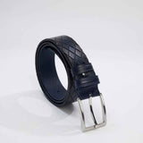 Leather belt in dark blue with diamond embossing and silver buckle with prong