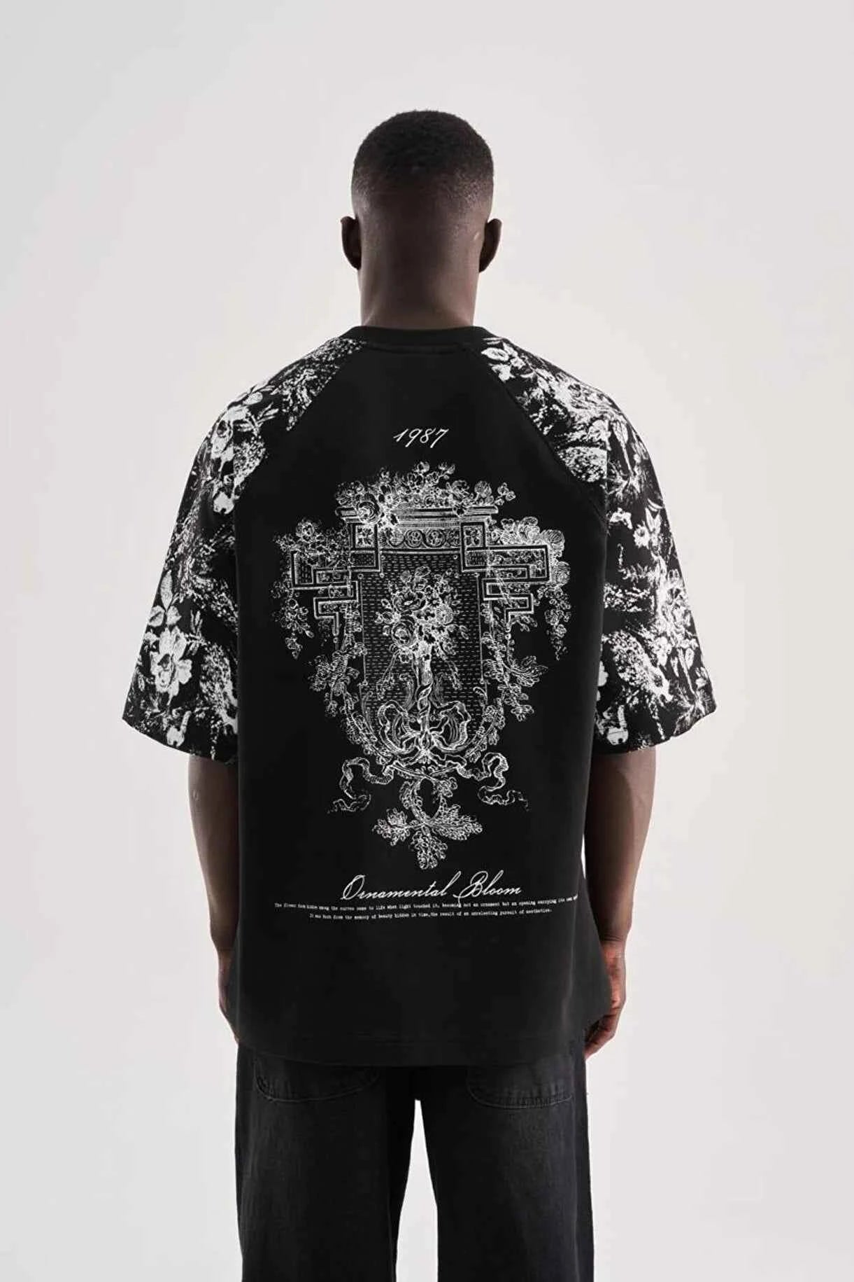 Men's Flower Printed Oversize Black T-Shirt - FLW – Basoles