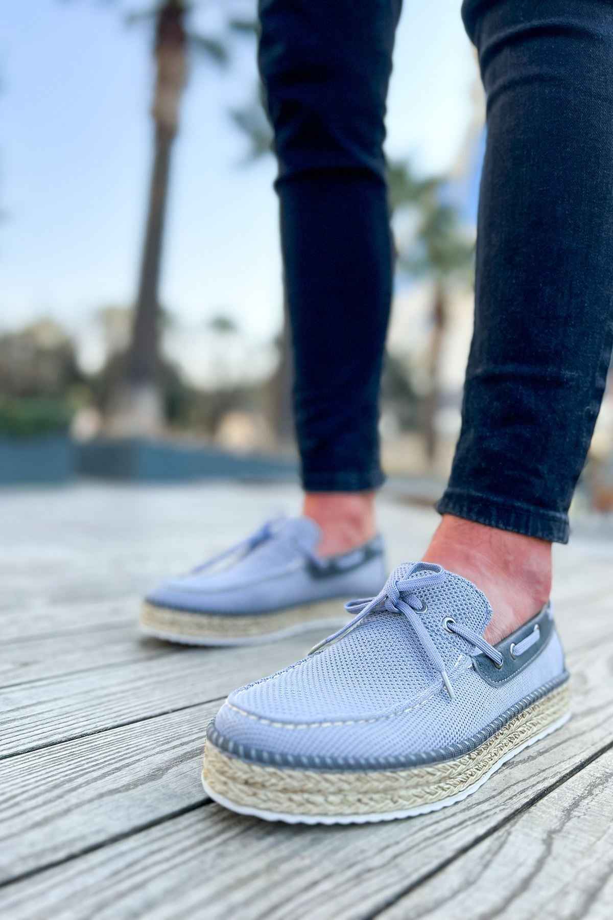 Men's gray espadrille shoes, lace-up canvas upper and jute sole