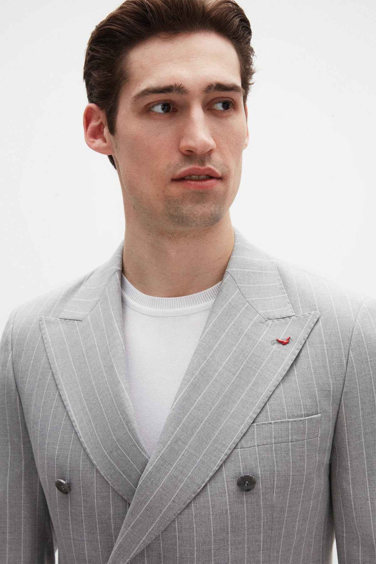 Men's gray striped suit jacket with chest pocket and dark buttons DMT