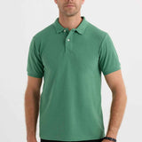 Men's Serin green polo shirt with short sleeves, button placket and fold-over collar