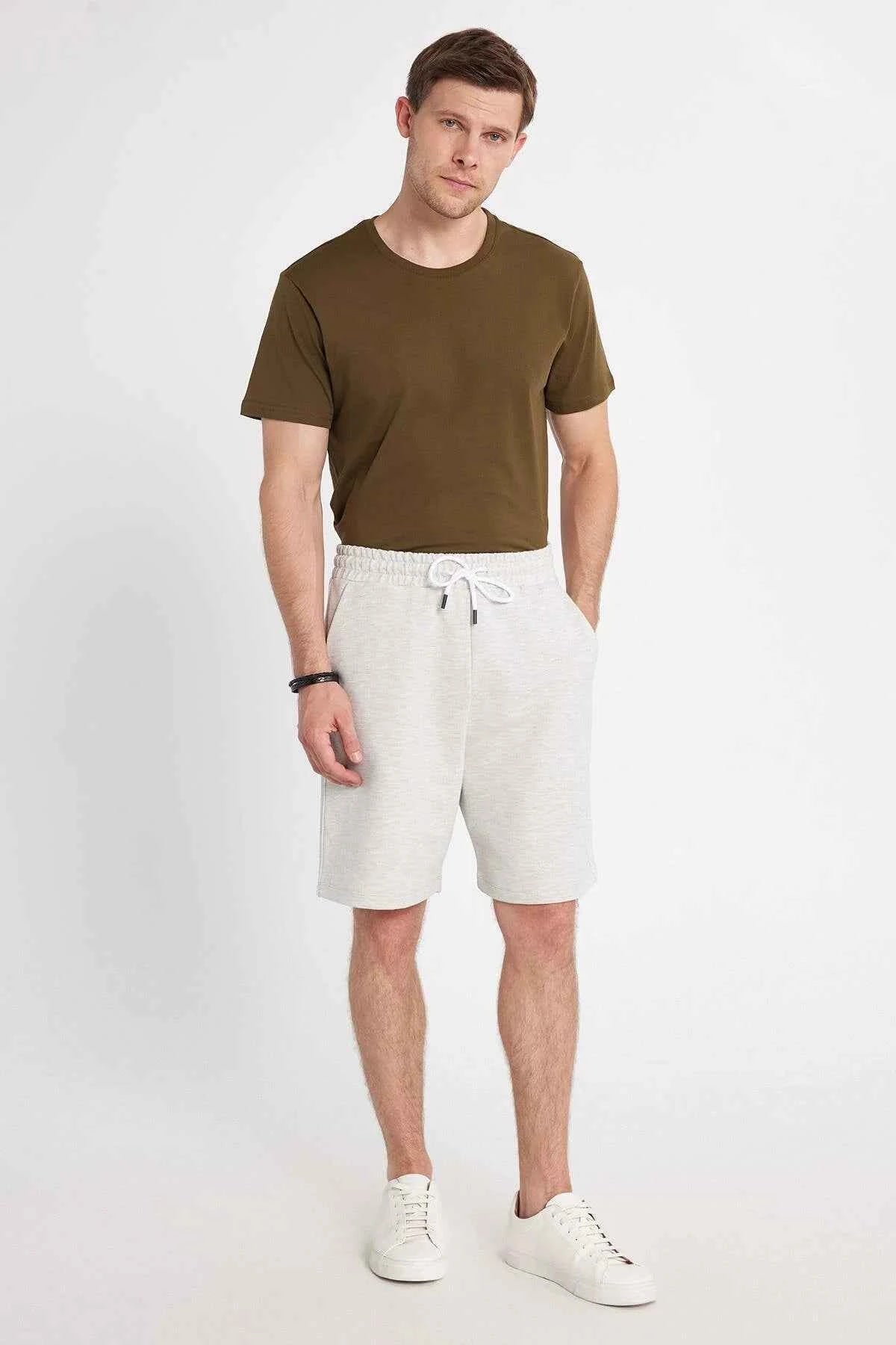 Men's light grey drawstring shorts, relaxed fit, elastic waistband