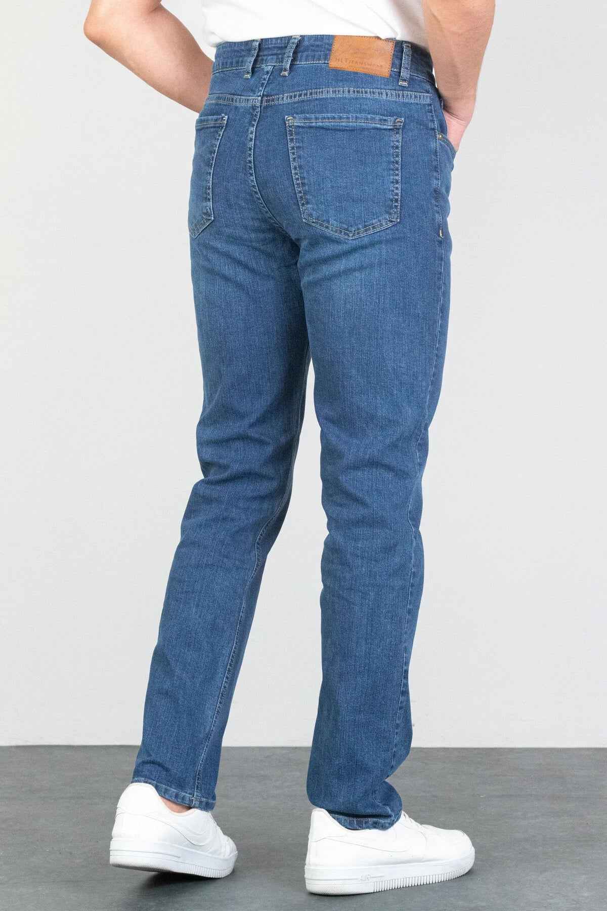 Light blue men's jeans with back yoke and rear patch pocket
