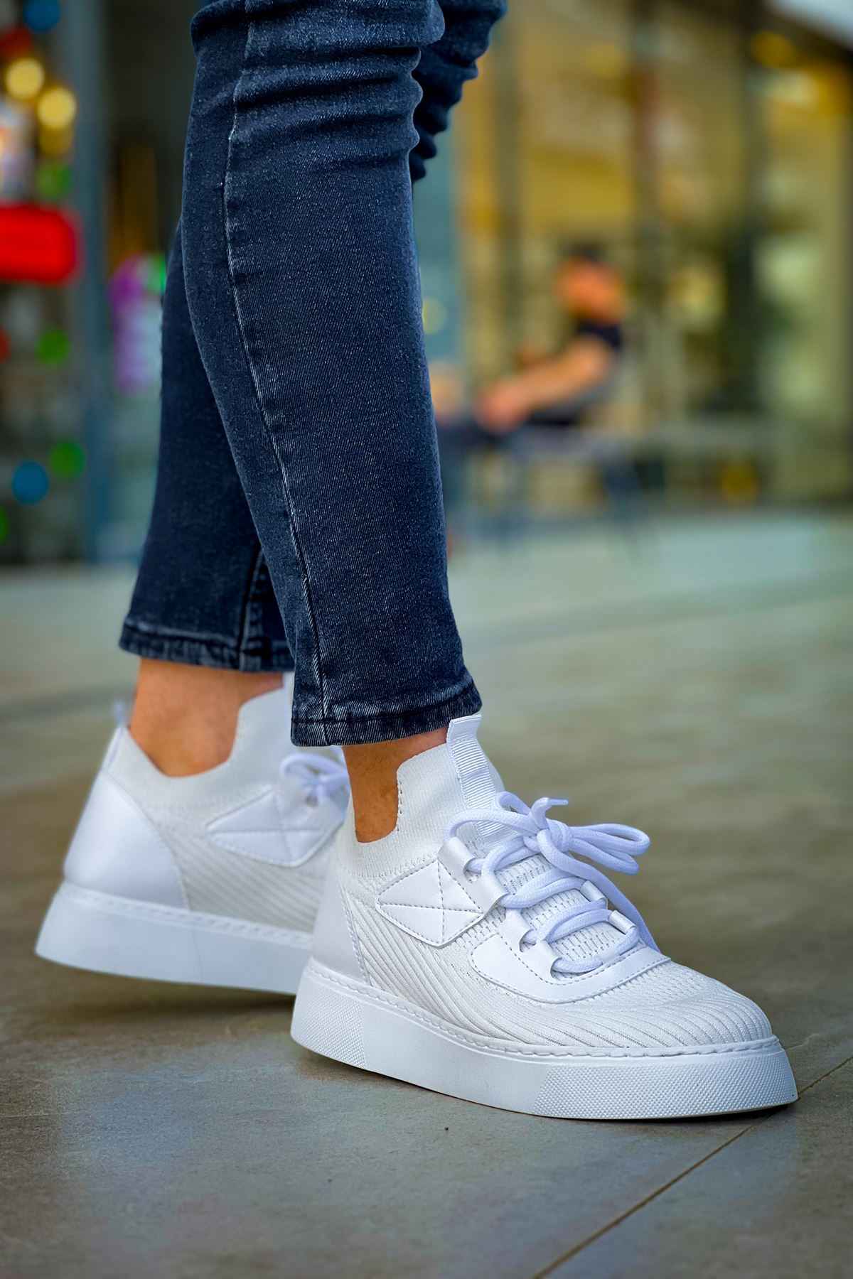 Men's knit white lace-up sneakers, low-top with textured knit upper