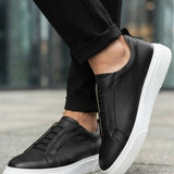 Men's Casual Black White Sneakers - 0581